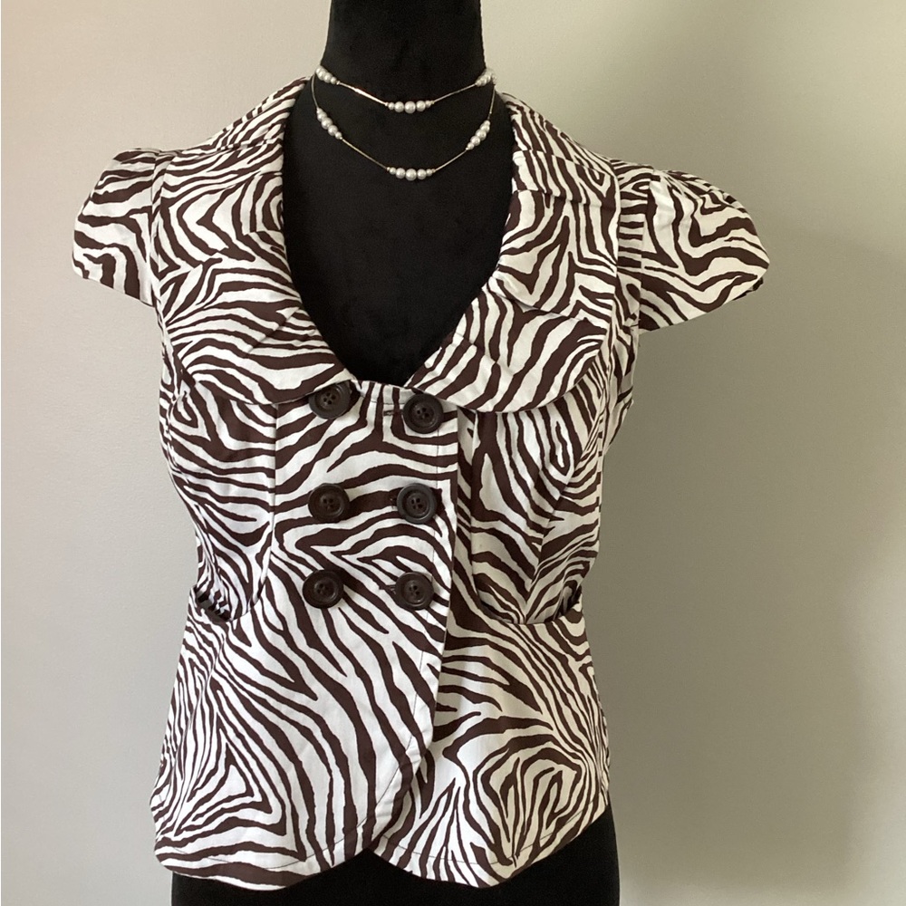 Women top/jacket style Brown zebra print